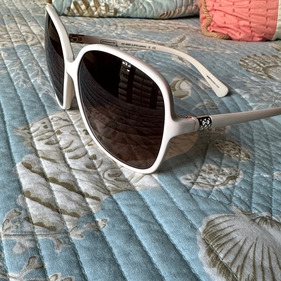Coach White and Brown Sunglasses with Case - Picture 1 of 11